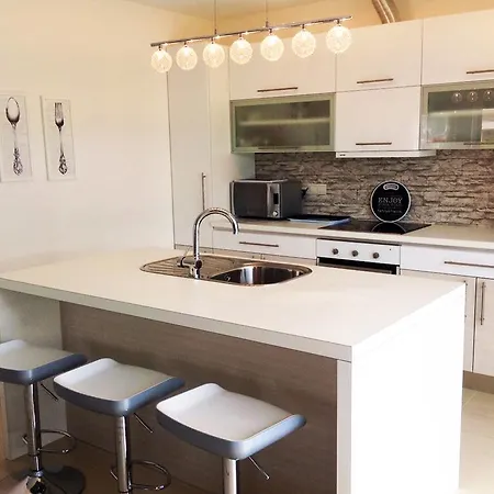 Apartament Livaja
